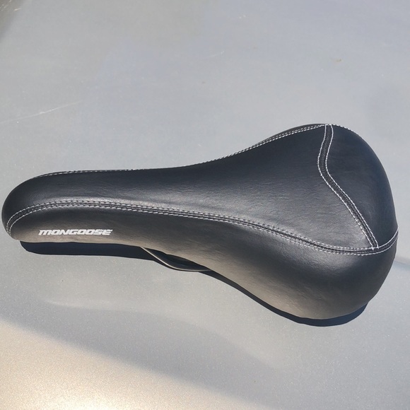 Bike seat - Picture 2 of 3